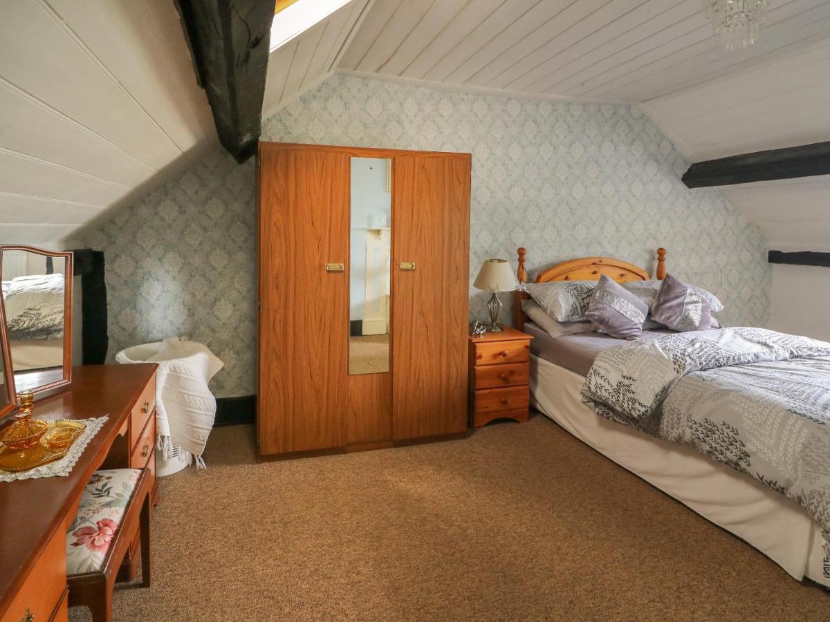 Caerau Farm House Llanidloes Esterno foto